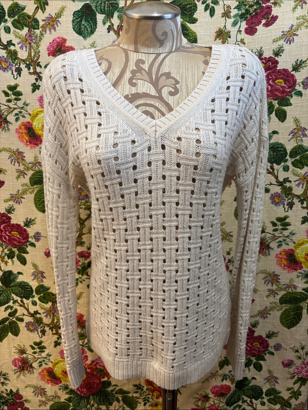 Anne Klein Lg Cream Soft Open Knit Weave V Neck Sweater Lattice Pattern
